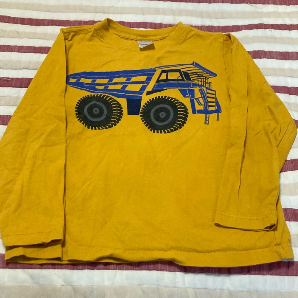 Hanna Andersson long sleeve tshirt